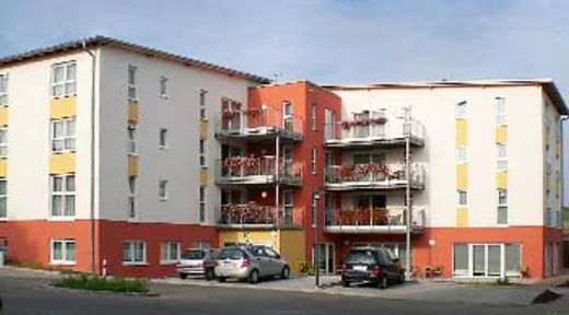 Senioren-Servicehaus Hainsacker Außenansicht SeniorenSericehaus